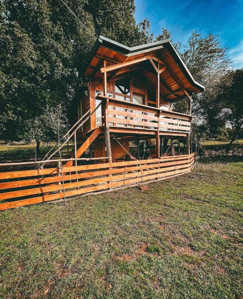 The Treehouse Of The Dragon Apartamento Ioannina Exterior foto